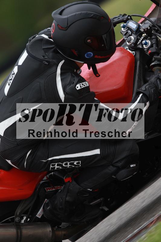 Archiv-2022/13 25.04.2022 Plüss Moto Sport ADR/Freies Fahren/14